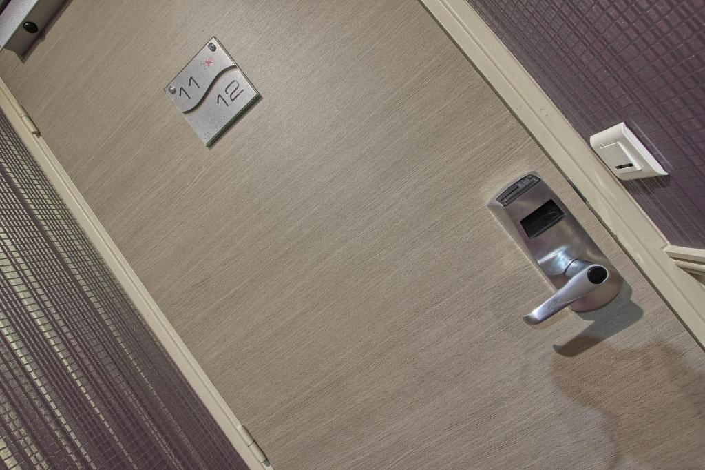 Interconnecting Room